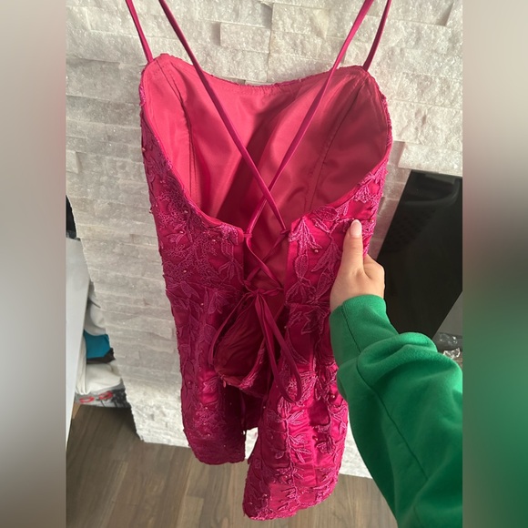 Dress - Picture 2 of 3